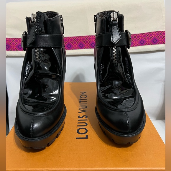 LAURA BALLARIVA  ITALY - Picture 4 of 12